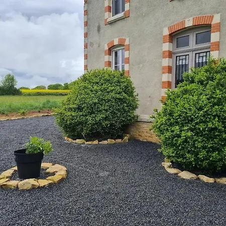 Holiday home Maison Independante Avec Grande Piscine Et Jardin *